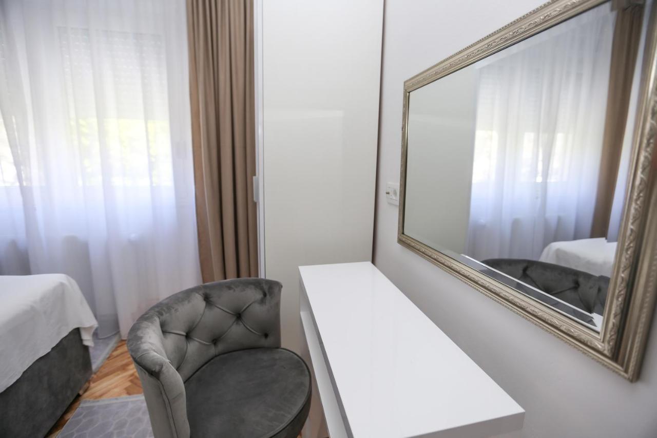 Apartmani Guto Подстрана Экстерьер фото