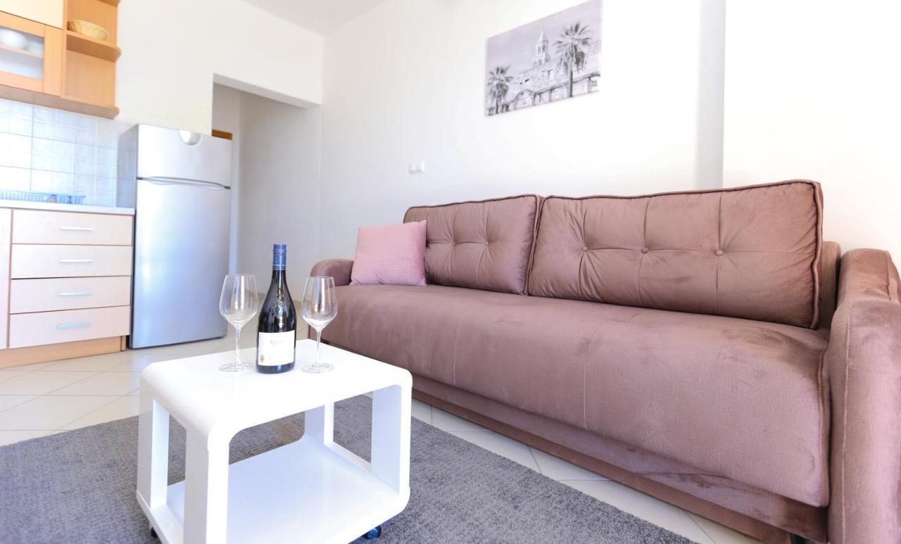 Apartmani Guto Подстрана Экстерьер фото